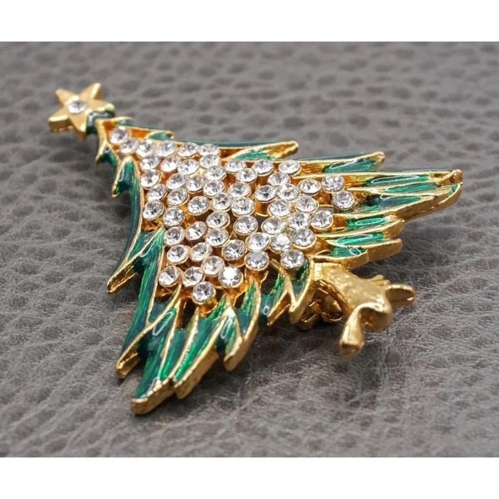 Vintage Christmas Tree Brooch Rhinestone Green Enamel Gold Tone